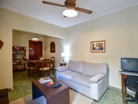 Depto Tipo Casa en Venta 51 años