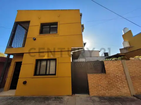 DUPLEX 2 DORMITORIOS CON PATIO Y ESPACIO PARA PARRILLA - VILLA ELVIRA