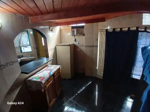 Depto Tipo Casa 2 ambientes con 1 baño