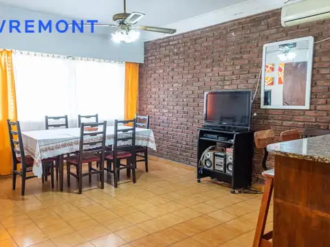 Casa en  Ituzaingo Centro Excelente Ubicacion con Jardin