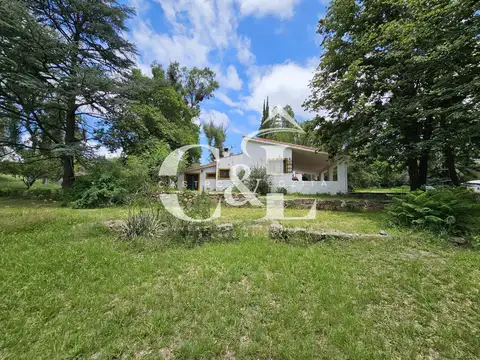 ESPECTACULAR TERRENO/CAMPO DE 50.000 Mts² CON COSTA DE RÍO EN PARQUE SIQUIMAN