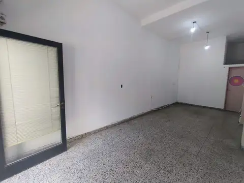 Local en Alquiler en Villa Maipú, $ 400.000