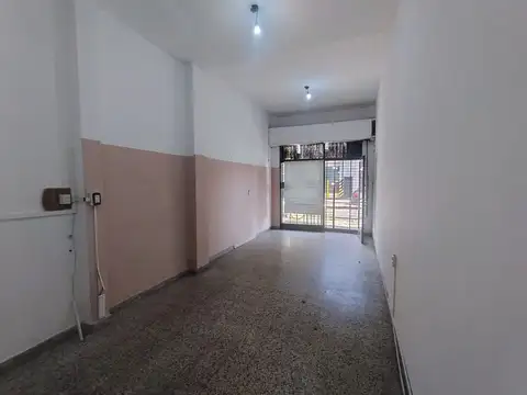 Local en Alquiler en Villa Maipú, $ 400.000