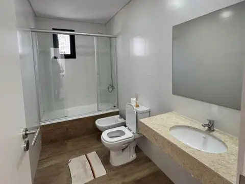 Casa en Alquiler de 3 dormitorios