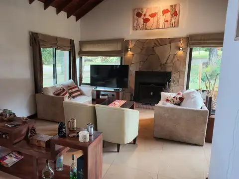 Casa en Venta en Chumamaya, USD 380.000