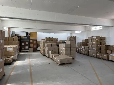 Galpon en Alquiler 10  mts Frente