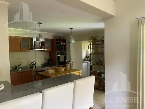 Casa 4 ambientes con pileta en venta - Fincas de Iraola I