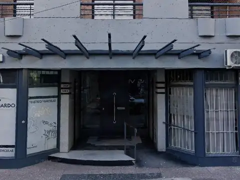 DEPARTAMENTO 3 AMBIENTES CON BALCON Y COCHERA
