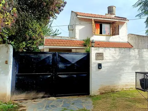 CASA EN VENTA 4 AMBIENTES MANUEL ALBERTI PILAR