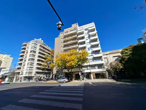 Avenida Álvarez Thomas  al 1100