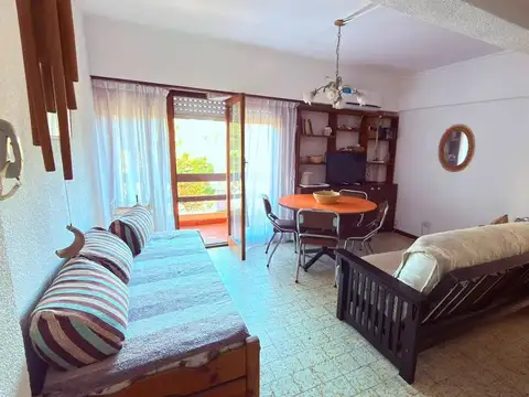 La Rioja 2400, Piso 3°