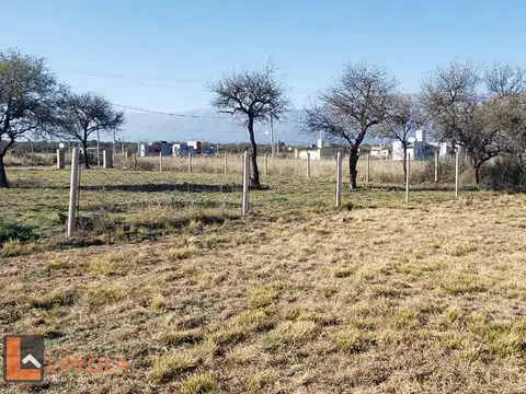 Terreno en Venta en Solares Del Valle, USD 23.000