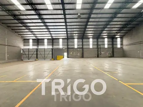 Depósito Nave logística 2.400mts en alquiler en Zona Oeste Parque Industrial Morón Acceso Oeste