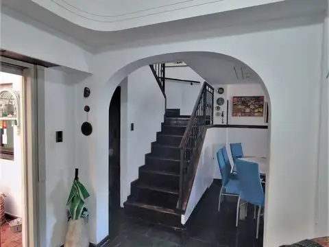 Depto Tipo Casa en Venta en Chacarita, USD 295.000