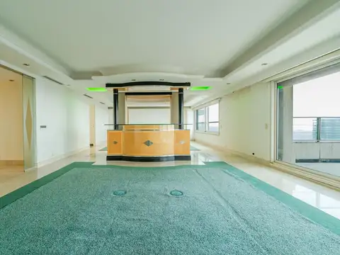 Departamento en Venta con 3 cocheras