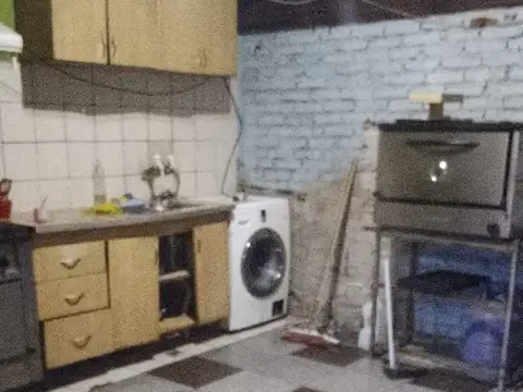 Casa en Venta en Barrio Independencia (Km.29), USD 190.000