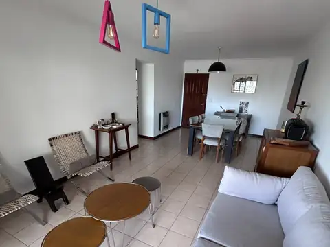 Departamento en venta c/ cochera en Centro