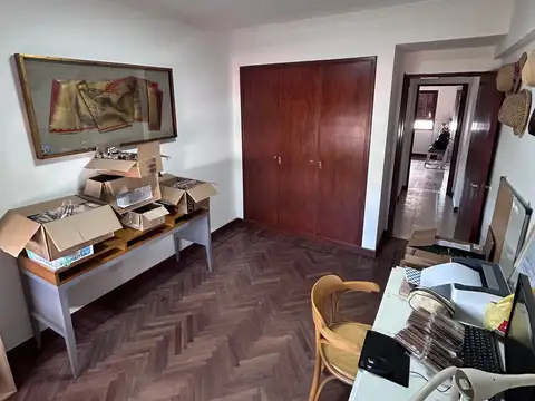 Departamento 8 ambientes con 3 baños