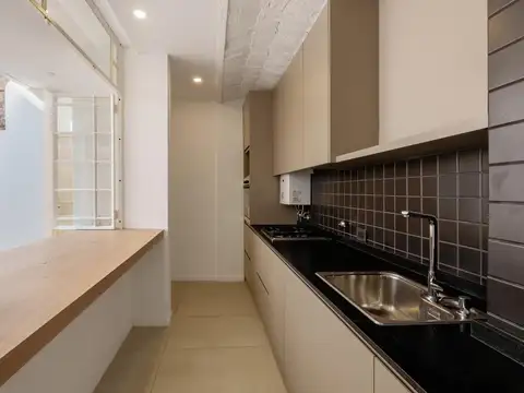 Venta casa de pasillo dos dormitorios NO PH