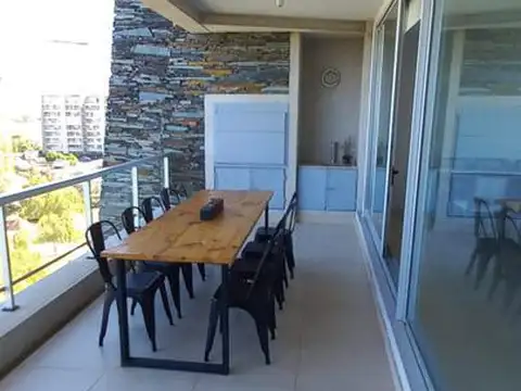Departamento 4 ambientes con 2 baños