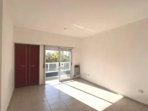 Monoambiente en Venta con Balcón Calle 42 entre 17 y 18 La Plata