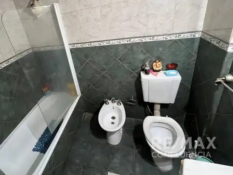 Depto Tipo Casa 5 ambientes con 1 baño