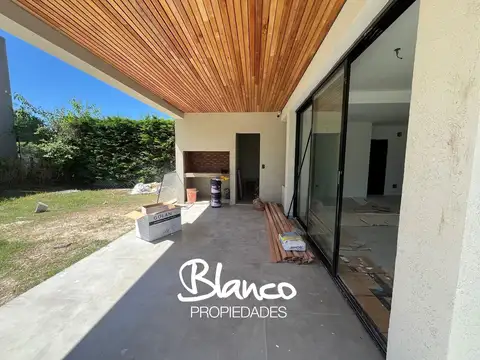 Casa en Venta en Los Olivares, USD 305.000