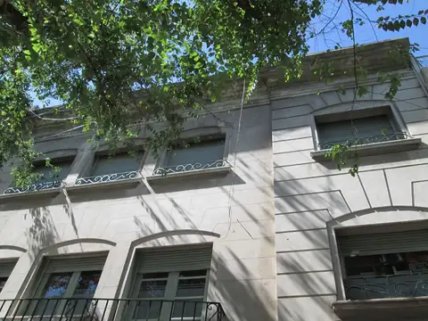 OFICINA EN ALQUILER – FRENTE A TRIBUNALES