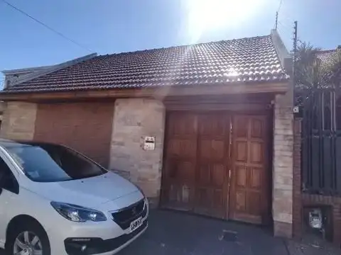 Casa En Venta En Lomas Del Mirador