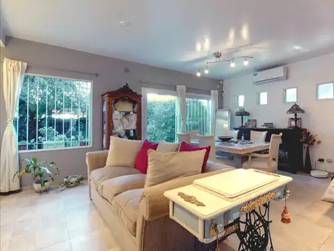 Casa en Venta en Villa Adelina, USD 178.000