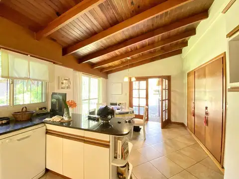 Casa en Venta con 1 cochera