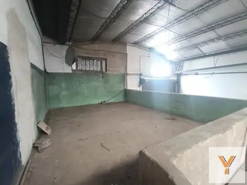 Galpon en Alquiler 10  mts Fondo