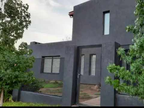 CASA A LA VENTA EN RIO  CEBALLOS