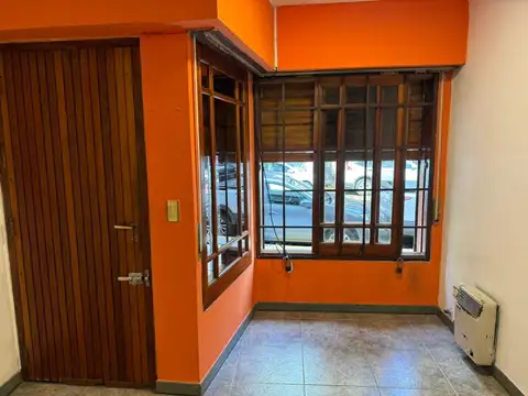 Depto Tipo Casa 2 ambientes con 1 baño