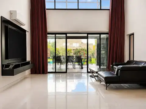 Casa en Venta en Altos De Campo Grande, USD 530.000