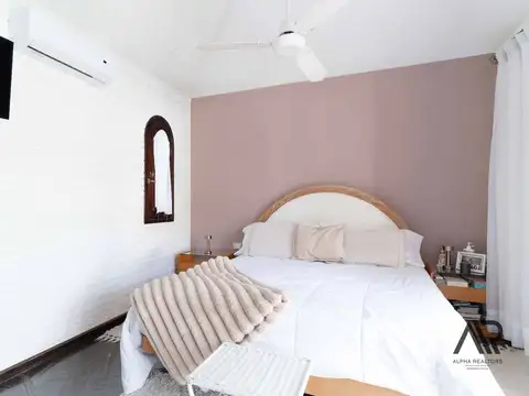 Espectacular Casa a la venta en Golf 100