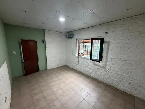 Depto Tipo Casa 2 ambientes con 1 baño