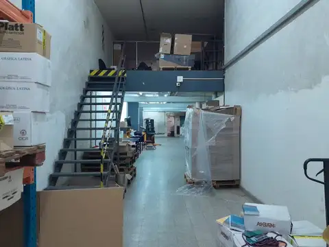 Galpon en Venta en Monserrat, USD 350.000