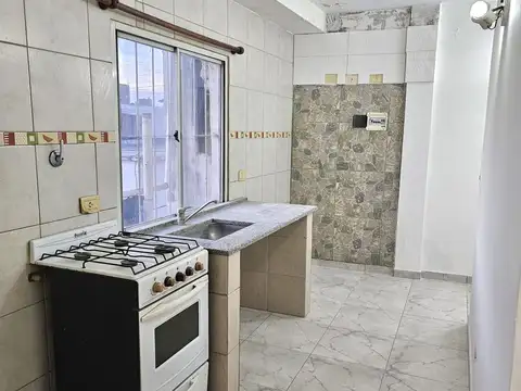 EUGENIO OTTONE DE ASCONAPE 300, Piso 1