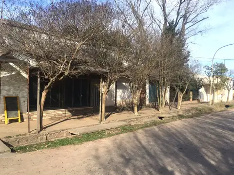 Local en Venta Via Púb.