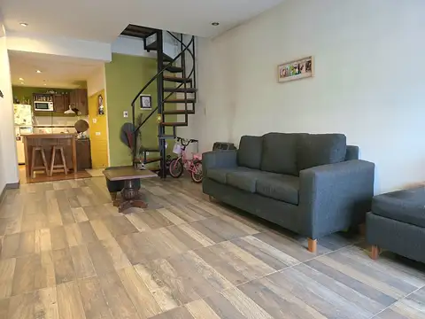 CASA CON PARQUE Y POSIBILIDAD DE FINANCIACION