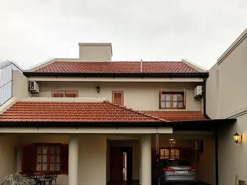 CASA EN VENTA 4 DORM EN CONCEPCION