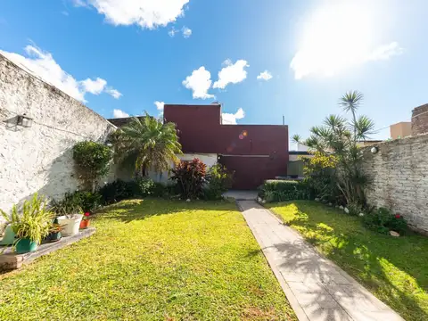 VENTA PH 4 AMBIENTES CON COCHERA Y JARDIN FLORIDA