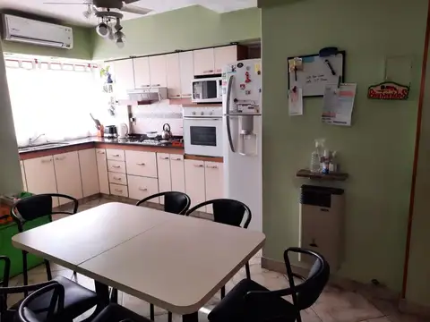 Departamento venta Monte Castro