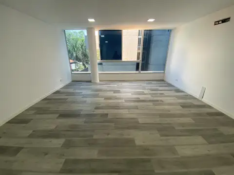 Oficina en Venta en Funes, USD 45.000