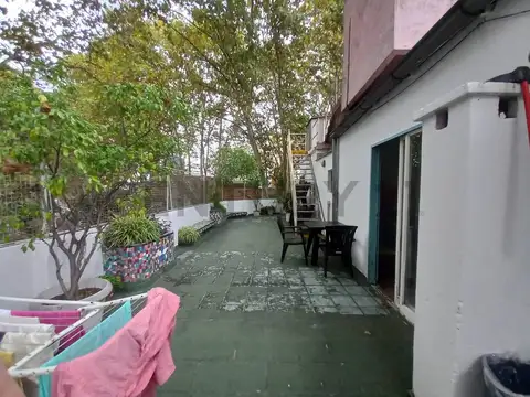 Casa 13 ambientes con 9 baños
