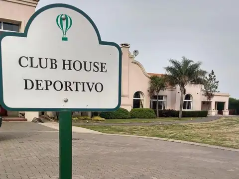 Terreno en Venta en Area 60, USD 8.000