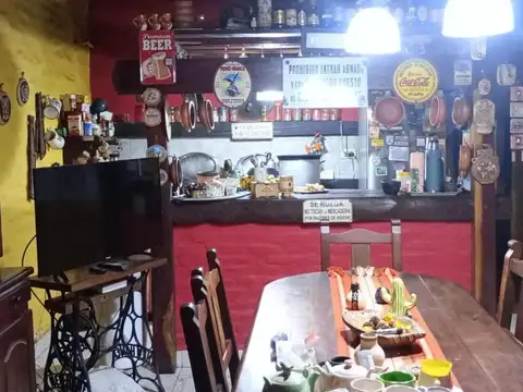 Casa en Venta con 1 cochera