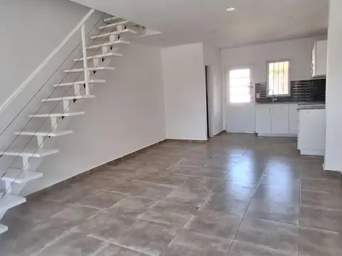 Casa en Venta en Belén de Escobar, USD 85.000