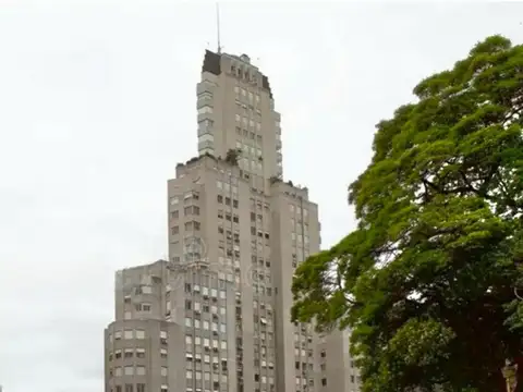 EXCLUSIVO LOCAL EN EDIFICIO KAVANAGH